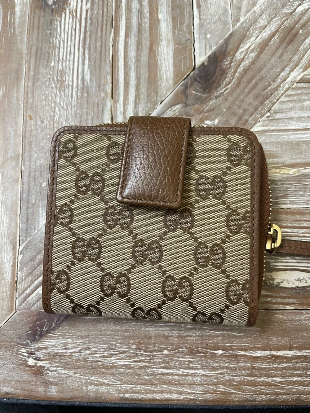 Brand New Gucci Brown Monogram Canvas Card & Key Holder